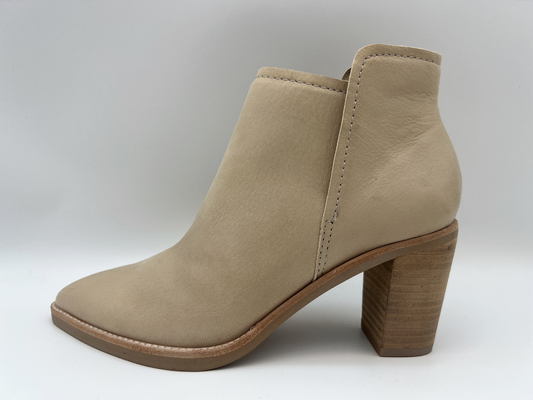 Full Wrap Beige Womens Leather Dress Shoes Outsole TPR Nyaman Dengan Lateks yang Dapat Dipakai