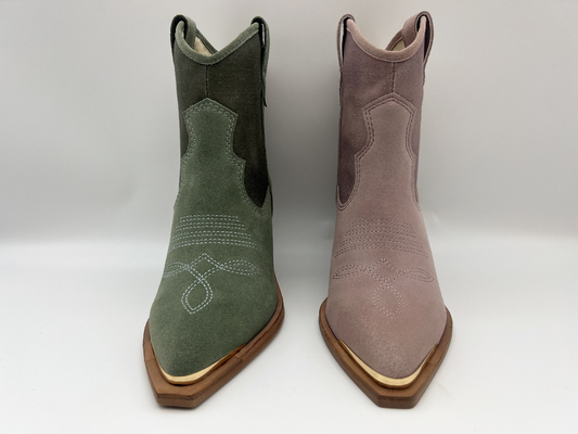 sepatu bot wanita bahan suede dan kanvas bagian atas, bagian atas dengan desain bordir bunga, penutup jari kaki logam dan tumit abs