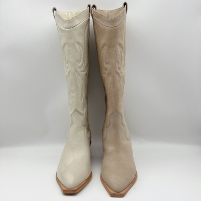 Sepatu Bot Kulit Wanita Nyaman Tahan Air Off White
