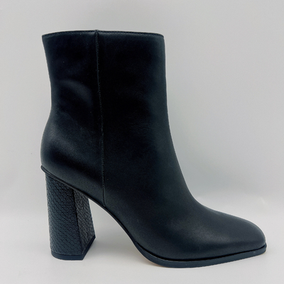 Sepatu Bot Kulit Wanita Tahan Air Sepatu Bot Kasual Ujung Persegi Hitam