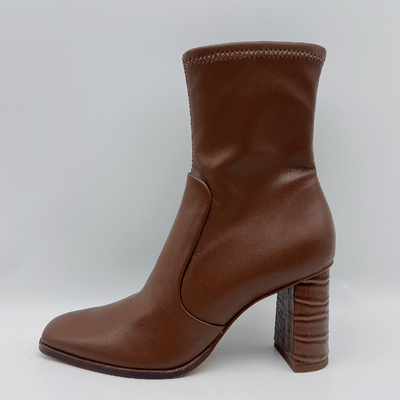 Sepatu Bot Kulit Wanita Kepala Bulat Coklat Dengan Ritsleting Jari Kaki Logam YKK