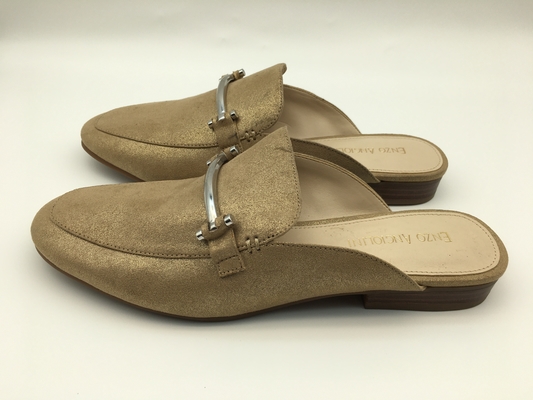 Closed Toe Soft Ladies Sandal Perunggu Kulit Asli Dengan Gesper Persegi Sliver