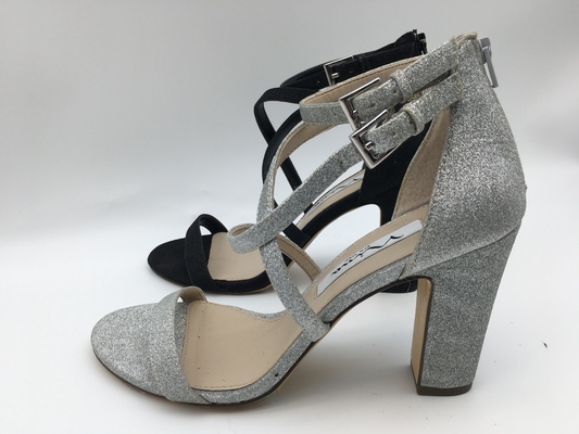 SGS Leather Open Toe Sandal Wanita Single Strap Sandal Dengan YKK Nylon Ritsleting