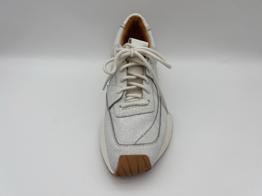 Sepatu Olahraga Atletik Perak Bernapas Sepatu Basket Wanita Keren