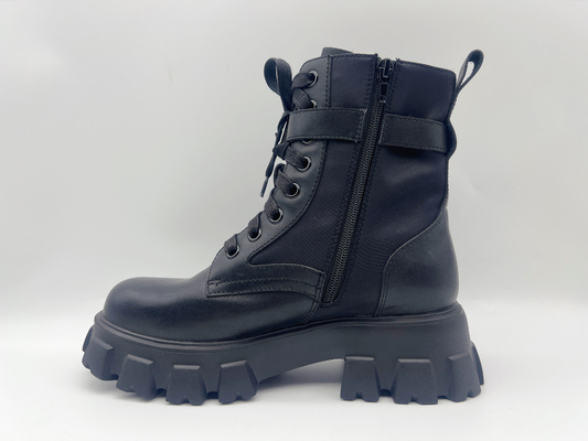 Sepatu Hiking High Top Kulit Sapi Wanita Anti Slip Tahan Aus