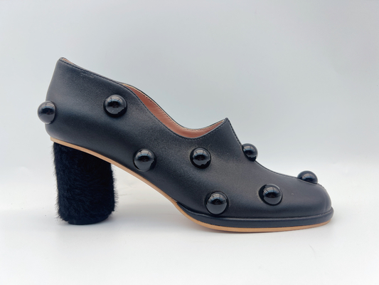 Sepatu Pumps Wanita Kulit Nappa Lembut Hitam Sepatu Hak Rendah Dengan Mosaik Jamur