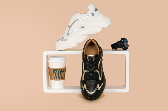 Sepatu Olahraga Atletik Wanita Platform Kustom Sepatu Non Slip Hitam