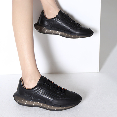 Sepatu Olahraga Atletik Fashion Hitam / Putih Wanita Sepatu Tenis Ringan Bernapas
