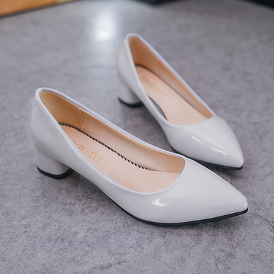 Musim Semi Sepatu Tunggal Runcing Wanita Sepatu Hak Tinggi4cm Kulit Atas Pompa Kantor Bisnis Tumit Rendah Wanita