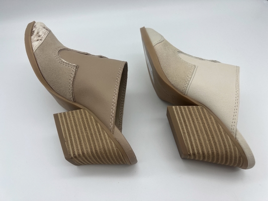 OEM Womens Pointed Toe Shoes Sepatu Kasual Tan / Off White Dengan Outsole TPR