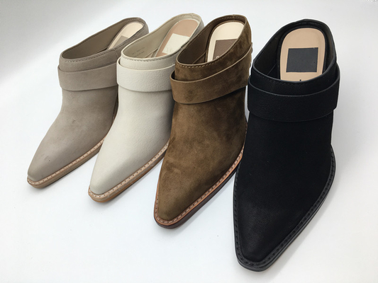 Sepatu Kulit Wanita Two Tone Sepatu Wedge Ujung Runcing Lembut Bungkus Penuh