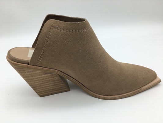 Platform Kasual Sepatu Kulit Wanita Beige 3 Inci Heel Closed Toe